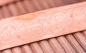 Preview: Räucherbesteck Kupferzange mit Gravur 22 cm lang, 15 mm breit
