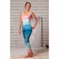 Preview: The Spirit of OM Yoga-Top Mandala indigo/peach. Farbe: indigo/peach​ mit mikrofeinem Rosenquarz in der Druckfarbe. Temperaturausgleichende, atmungsaktive Bambus-Viskosefaser. Der liebevoll gefertigte Schnitt sorgt für besonders viel Bewegungsfreiheit (e