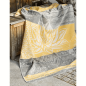 Preview: The Spirit of OM - Kuscheldecke,  200x140 cm, Farbe: gelb/grau. 100% Bio-Baumwolle. Färbung und Herstellung nach zertifizierten ökologischen Richtlinien. Kuschelig weich und herrlich warm sind unsere Kuscheldecken zum Wohnen und Wohlfühlen.