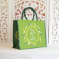 Preview: Schöne Tasche von 'The Spirit of OM' mit tollem 'Blume des Lebens ' Design. Farbe: grün. Aus Jute und Baumwolle hergestellt.