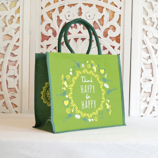 Schöne Tasche von 'The Spirit of OM' mit tollem 'Blume des Lebens ' Design. Farbe: grün. Aus Jute und Baumwolle hergestellt.